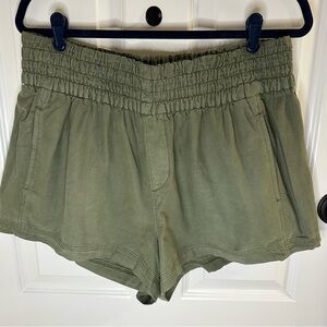 Aerie Babewatch High Waisted Pull On Short